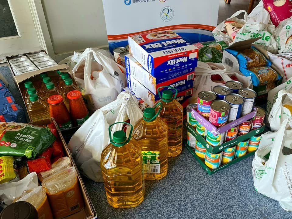 KAILASA devotees delivering food donations to Morwell Neighbourhood House